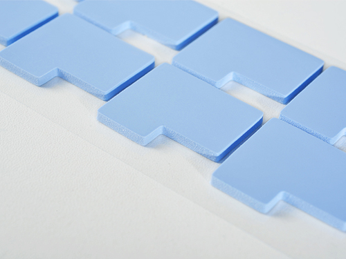 Does the Color of Silicone Thermal Pads Influence Their Performance?
